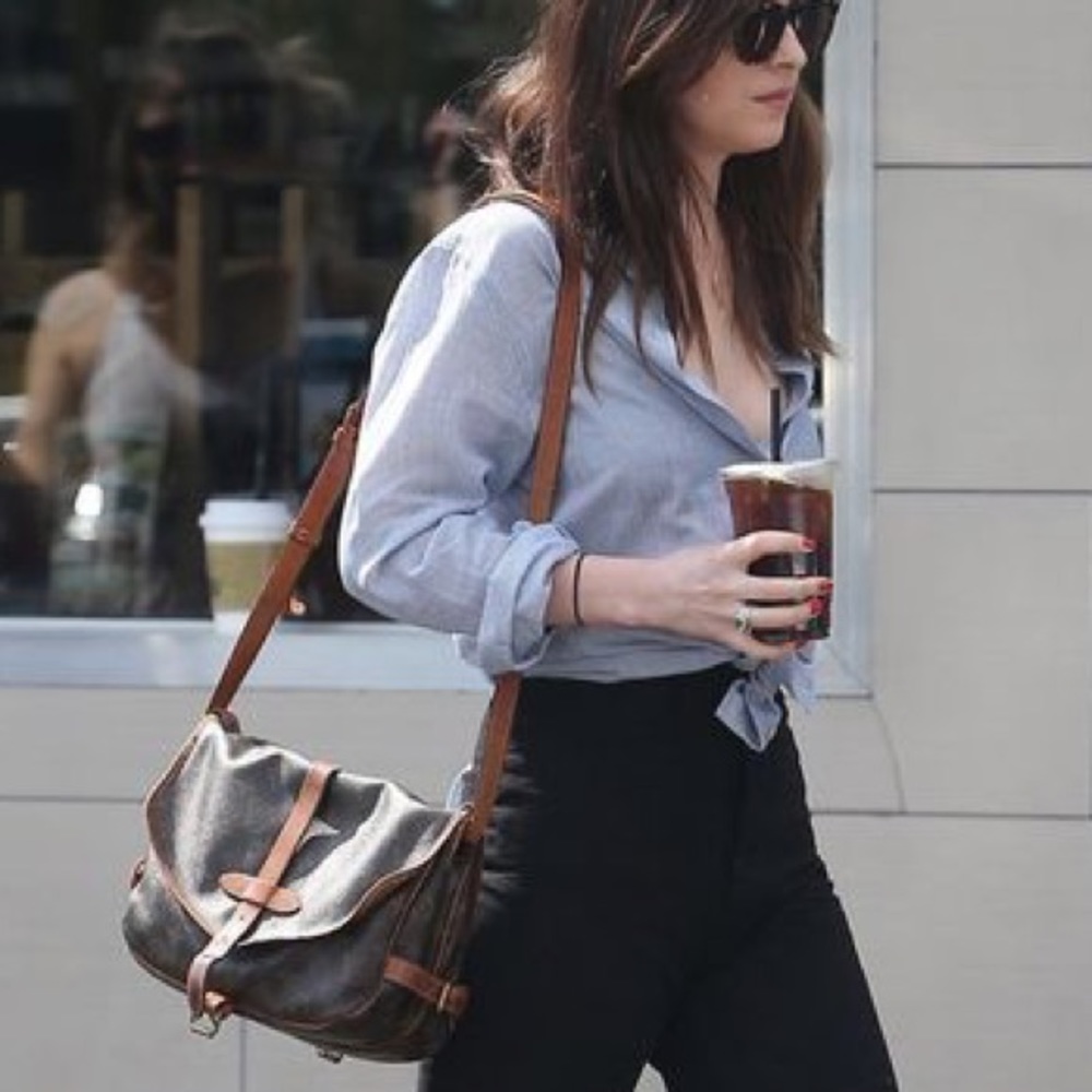 💎✨BEAUTIFUL ✨💎 CROSSBODY LOUIS VUITTON SAUMUR PM - Picture 3 of 15